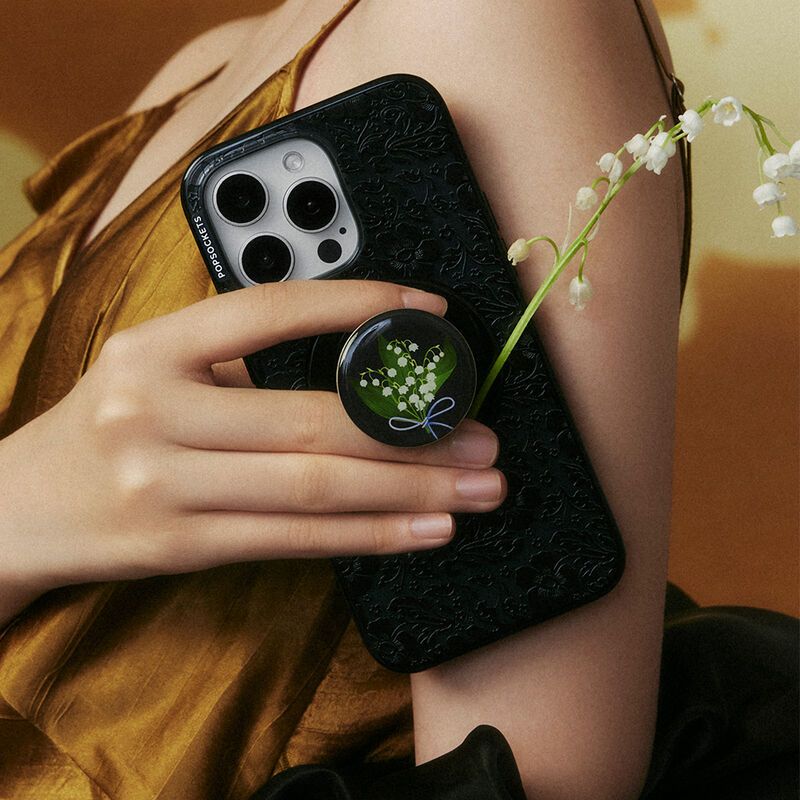 Black Lace — iPhone 16 Pro Max MagSafe Case image number 3